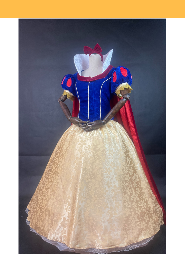 Princess Snow White Brocade Satin Cosplay Costume Without Boning / Traditional Lace Tie Princess Snow White Brocade Satin Cosplay Costume Without Boning / Traditional Lace Tie