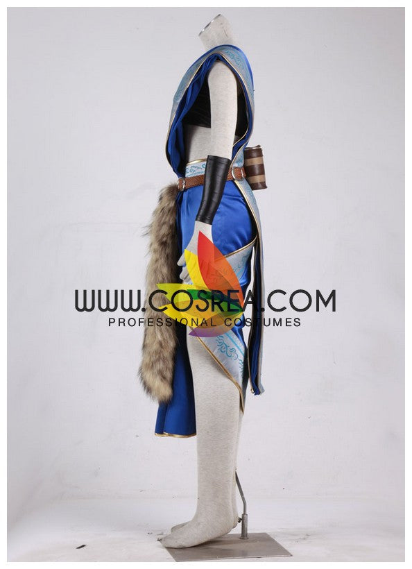 Cosrea Games Final Fantasy XIII Fang Cosplay Costume